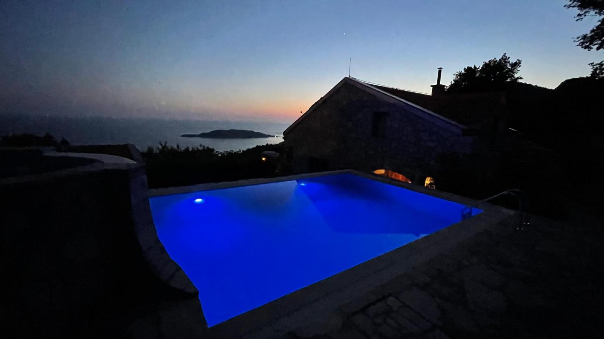House In The Mountains Near Budva Exteriör bild