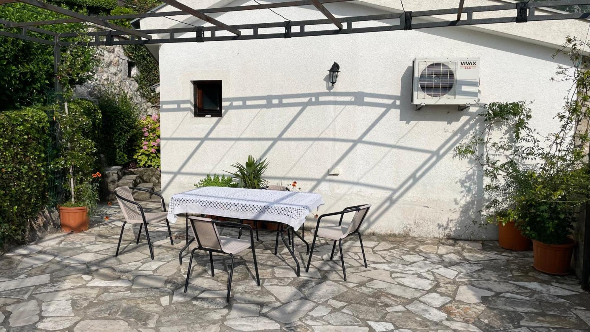 House In The Mountains Near Budva Exteriör bild